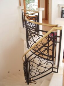 Geländer geschwungen Kunstschmied