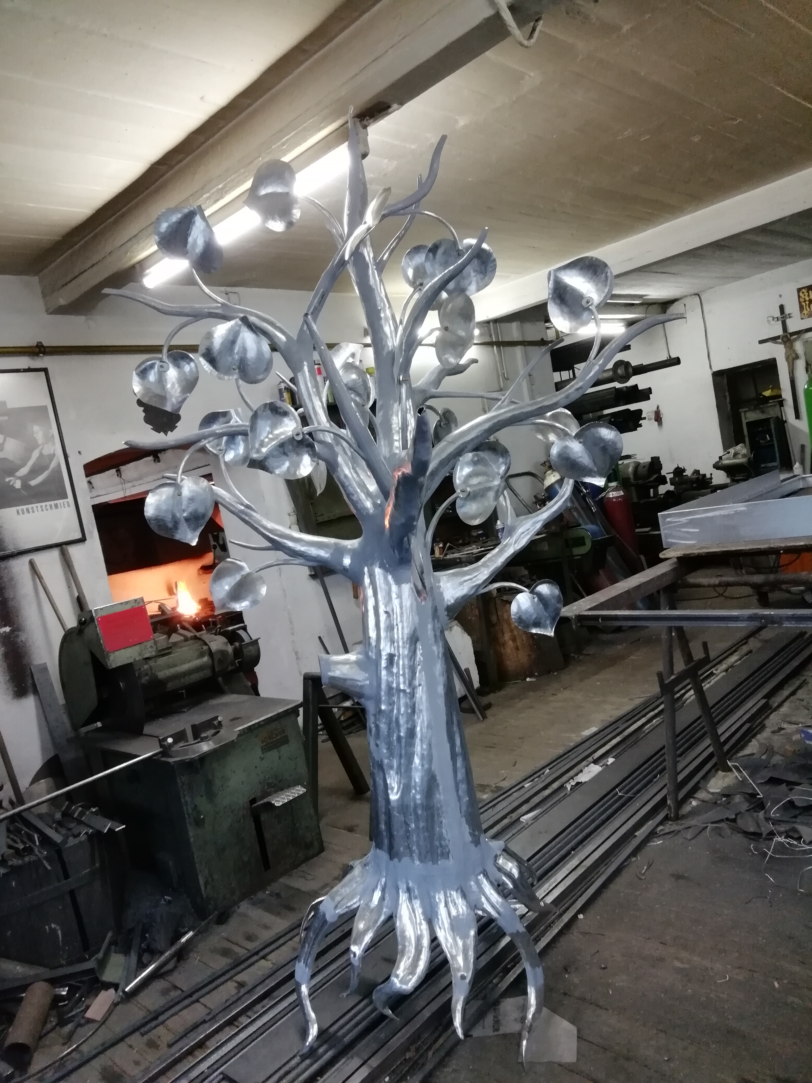 Metall Baum