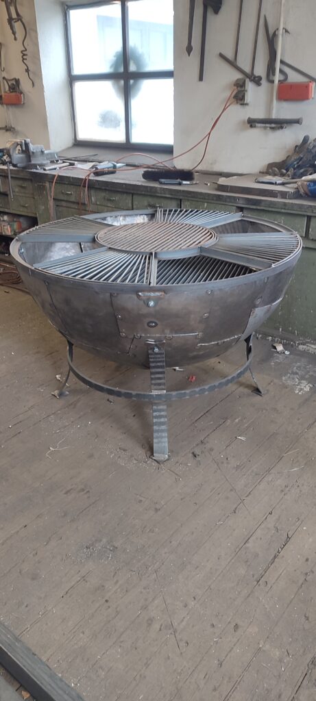 Feuerstelle Bistrogriller Gartengriller